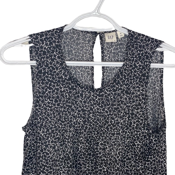 Gap black star printed sleeveless drapey top size XS - Picture 3 of 10